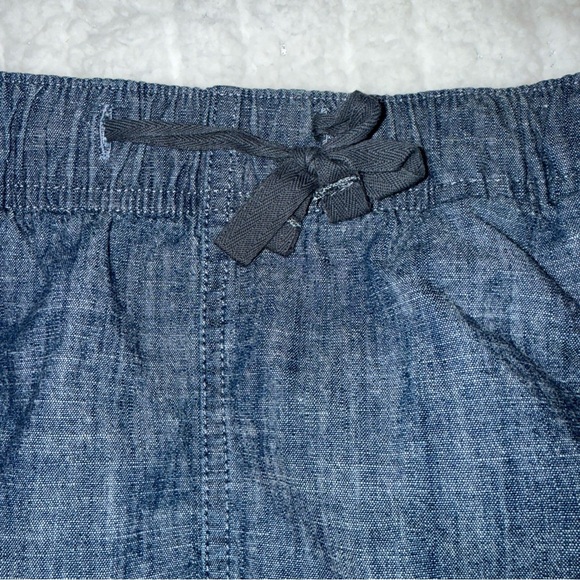 L.L. Bean Favorite Fit Chambray Blue Mini Skirt - Picture 3 of 7